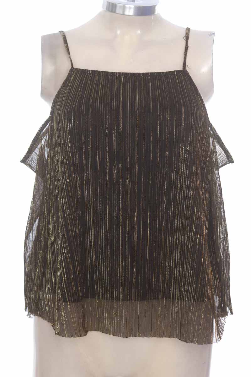 Top / Camiseta color Negro - MNG