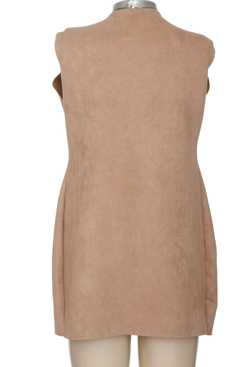 Chaqueta / Abrigo color Beige - Closeando