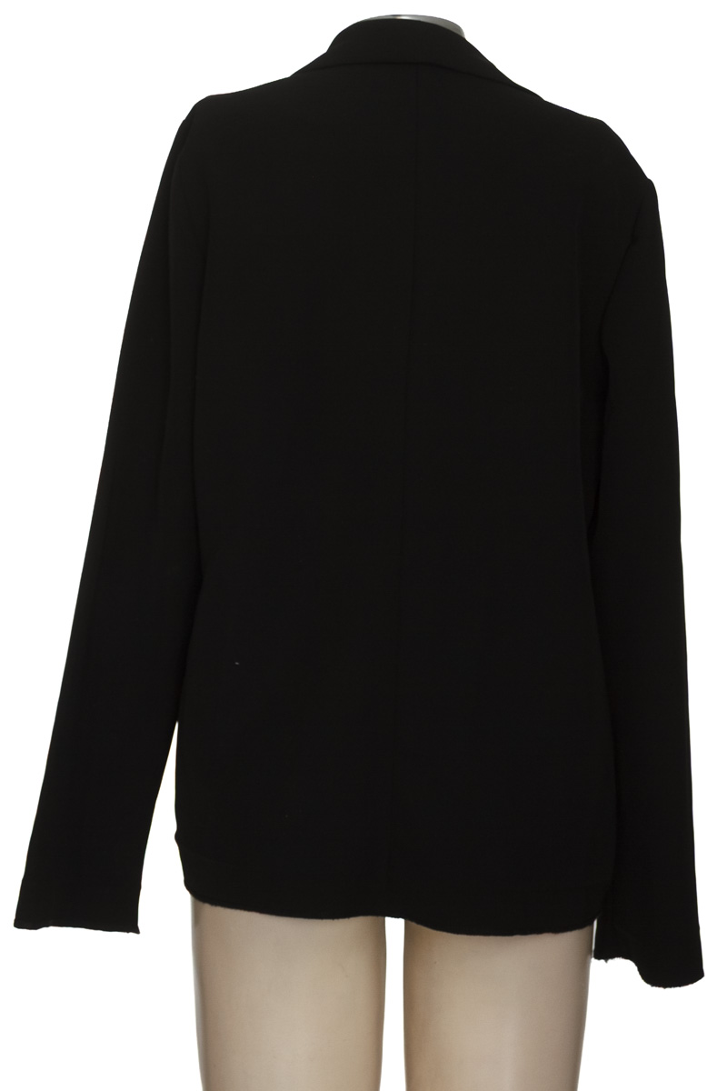 Chaqueta / Abrigo color Negro - Forever 21