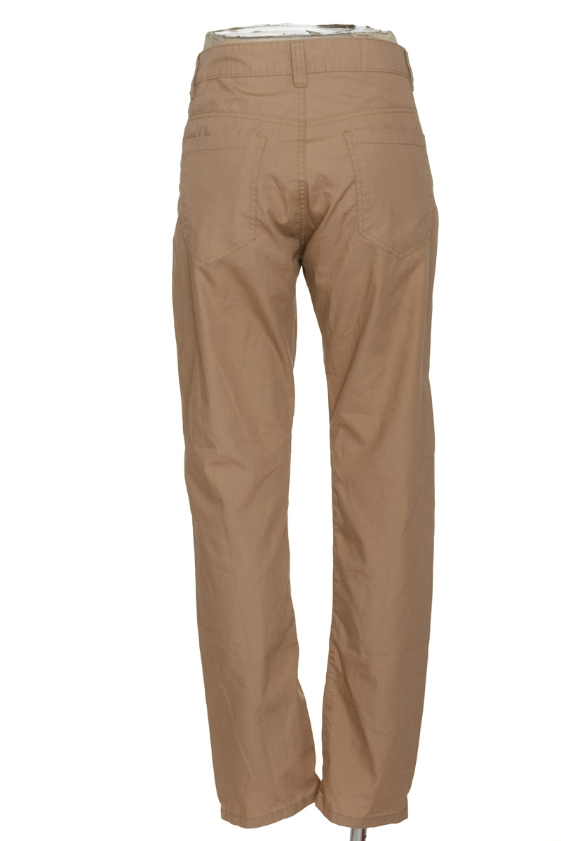 Pantalón color Beige - Closeando