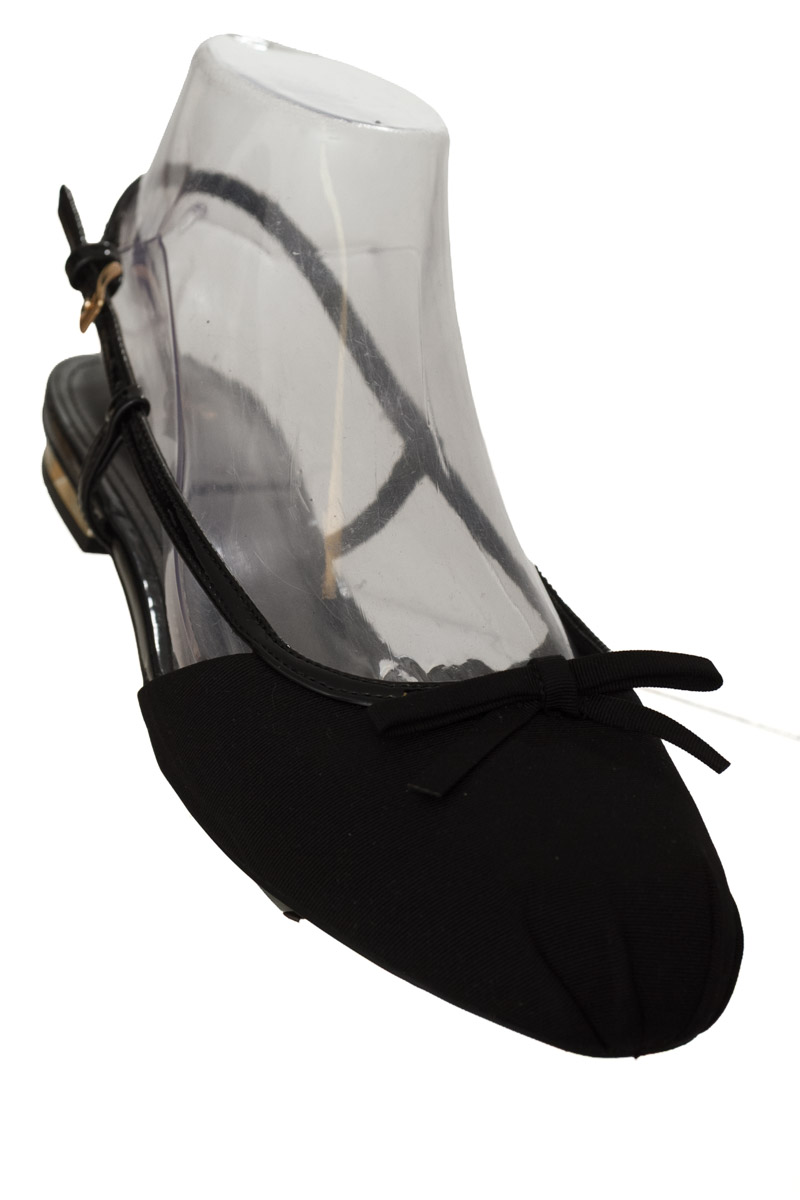 Zapatos color Negro - MNG