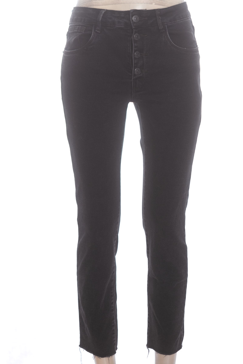 Pantalones color Negro - Vicunha