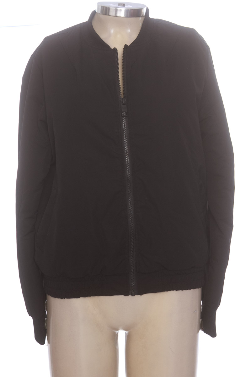 Chaqueta / Abrigo color Negro - Totto
