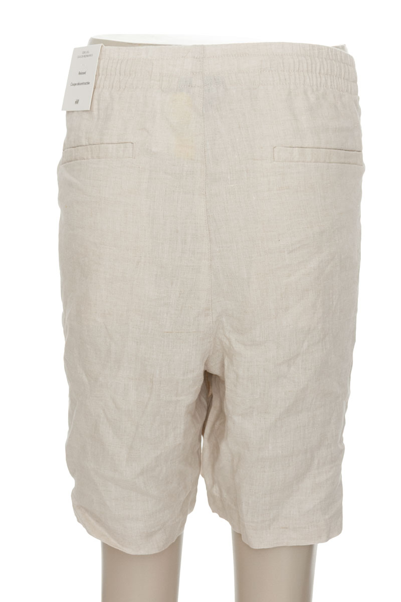 Bermuda - Pantaloneta color Beige - H&M