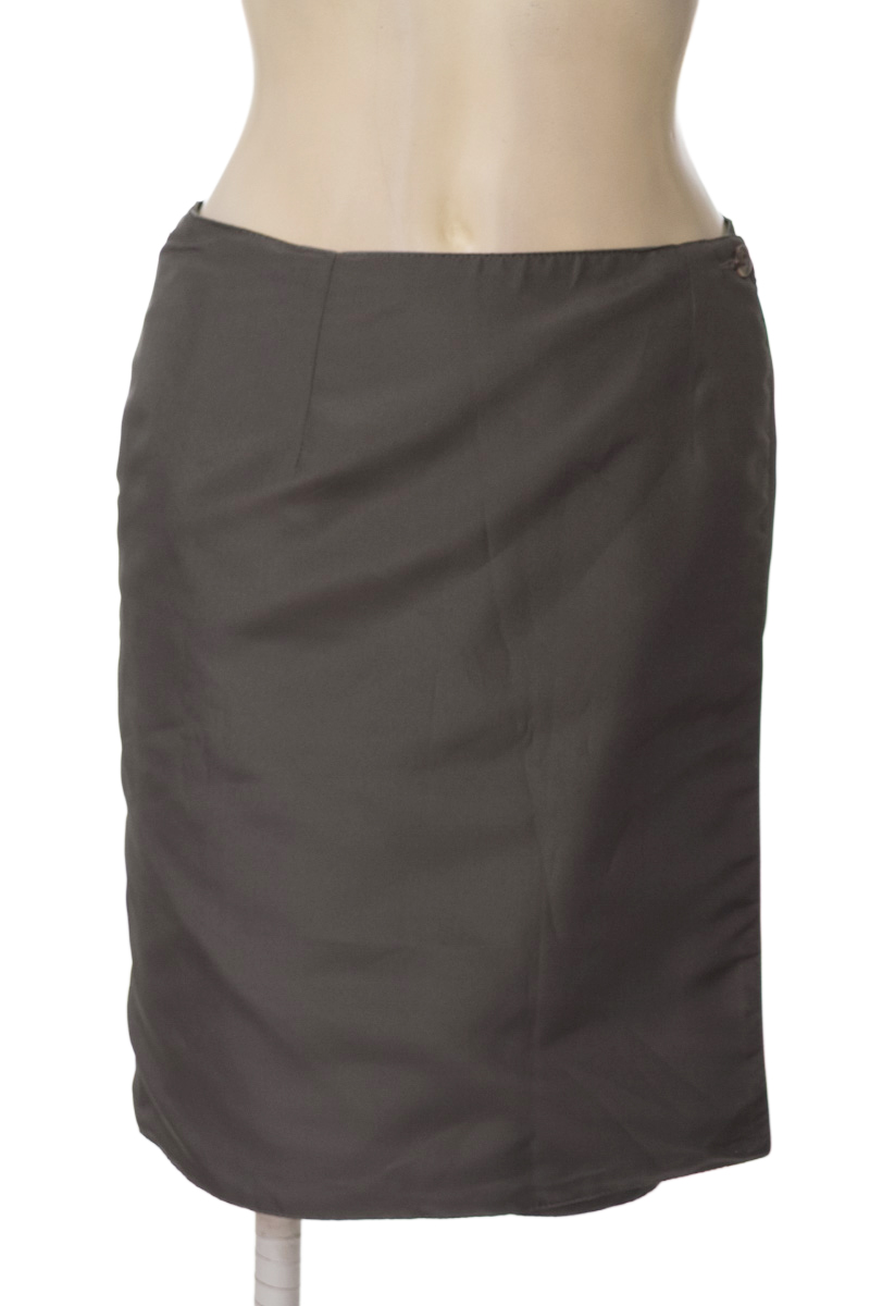 Falda color Gris - Closeando