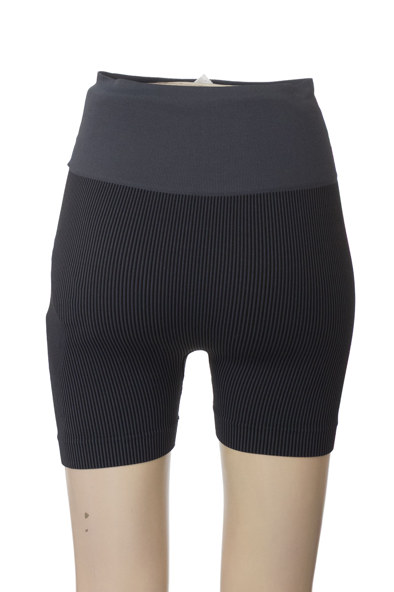 Ropa Deportiva / Salida de Baño color Azul - Closeando