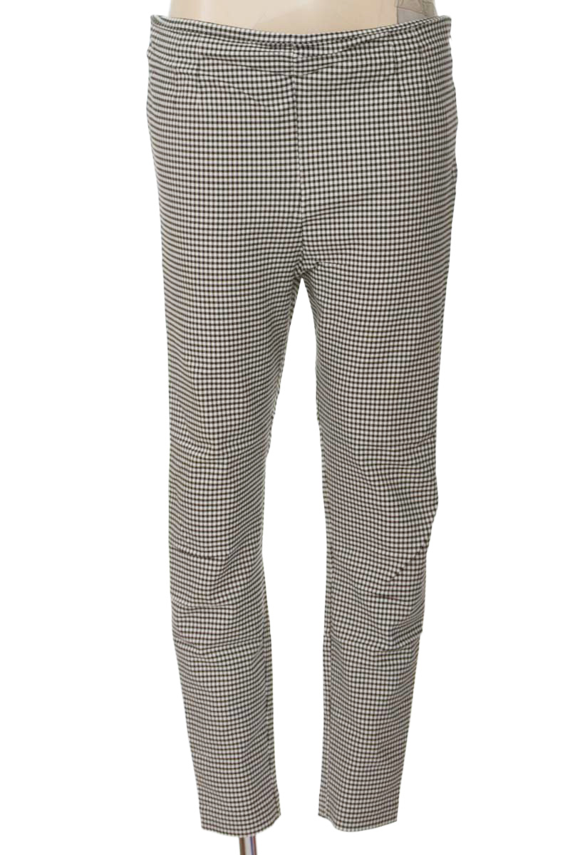 Pantalones color Negro - Zara