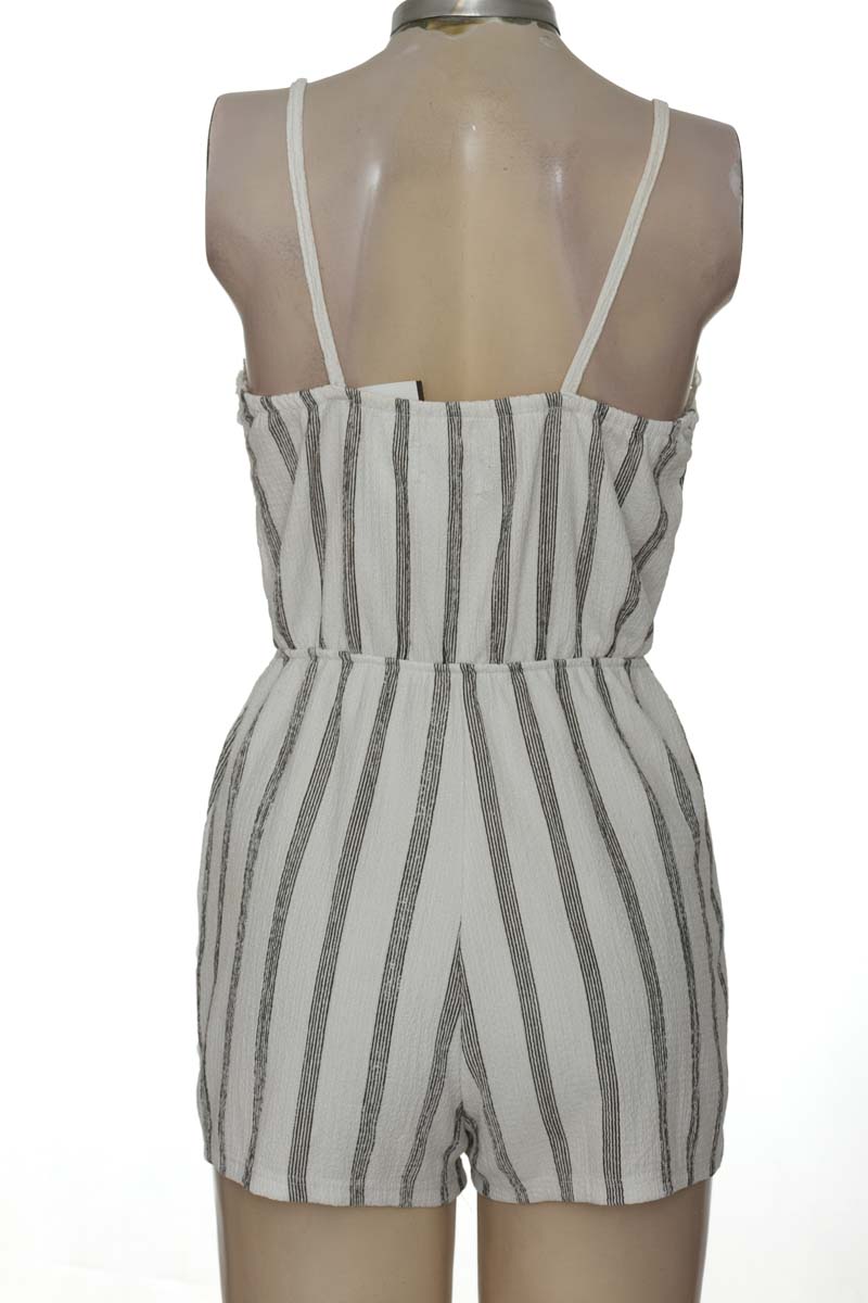 Vestido / Enterizo color Beige - Pull & Bear