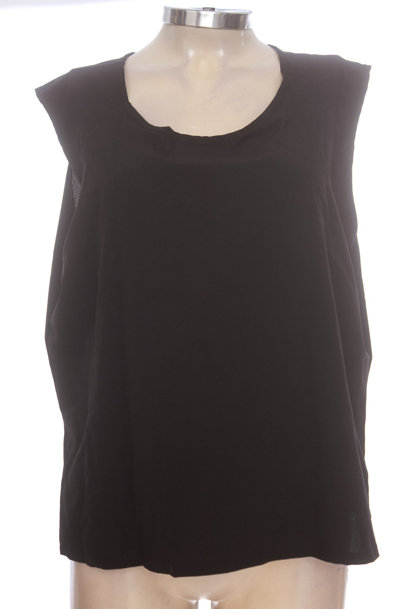Top / Camiseta color Negro - Galleris