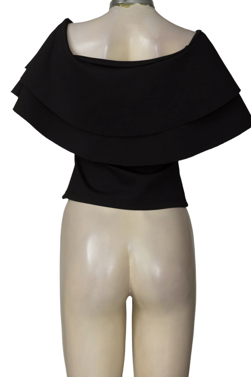 Blusa color Negro - Closeando