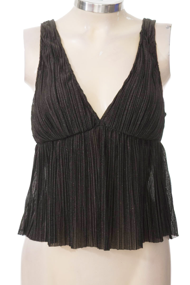 Top / Camiseta color Negro - Pull & Bear