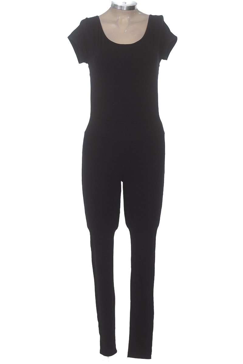 Vestido / Enterizo color Negro - Closeando