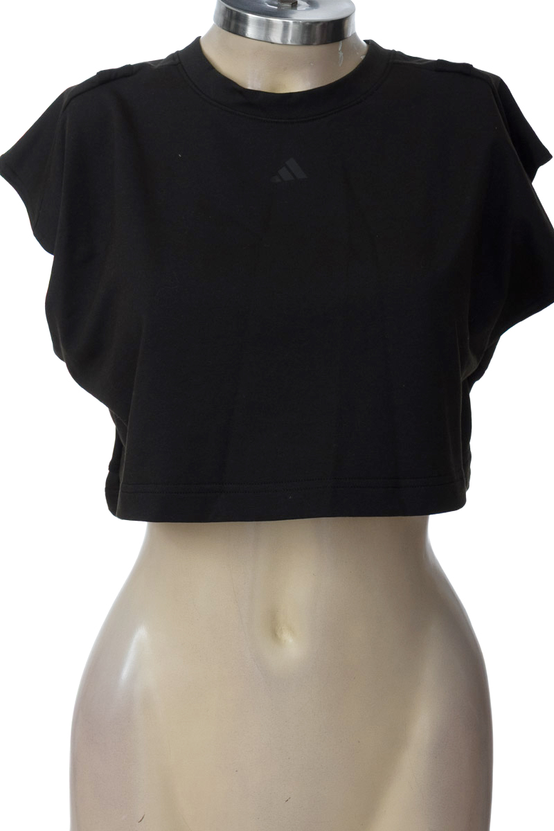 Ropa Deportiva / Salida de Baño color Negro - Adidas