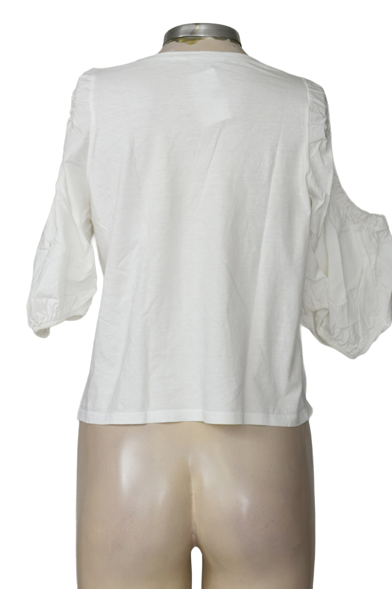 Top / Camiseta color Blanco - Zara