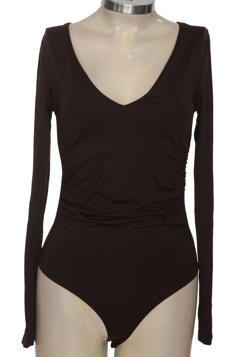 Top / Camiseta color Café - Stradivarius