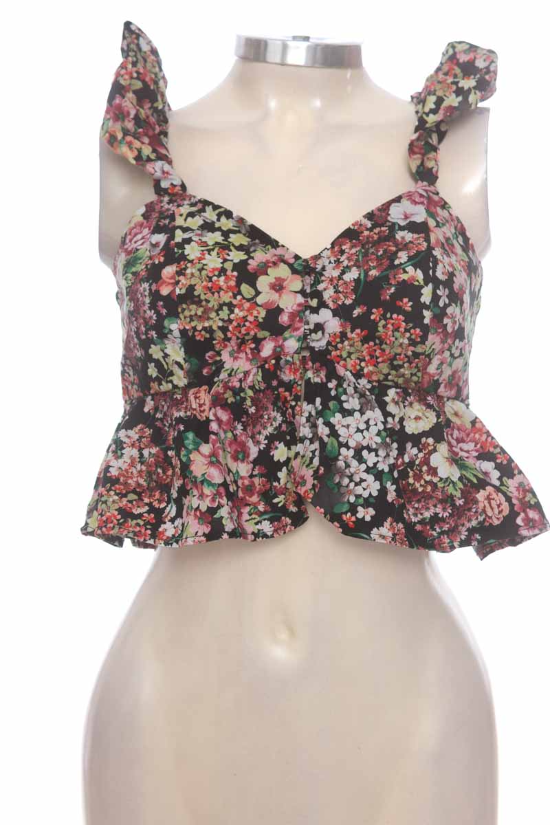 Top / Camiseta color Negro - Studio F