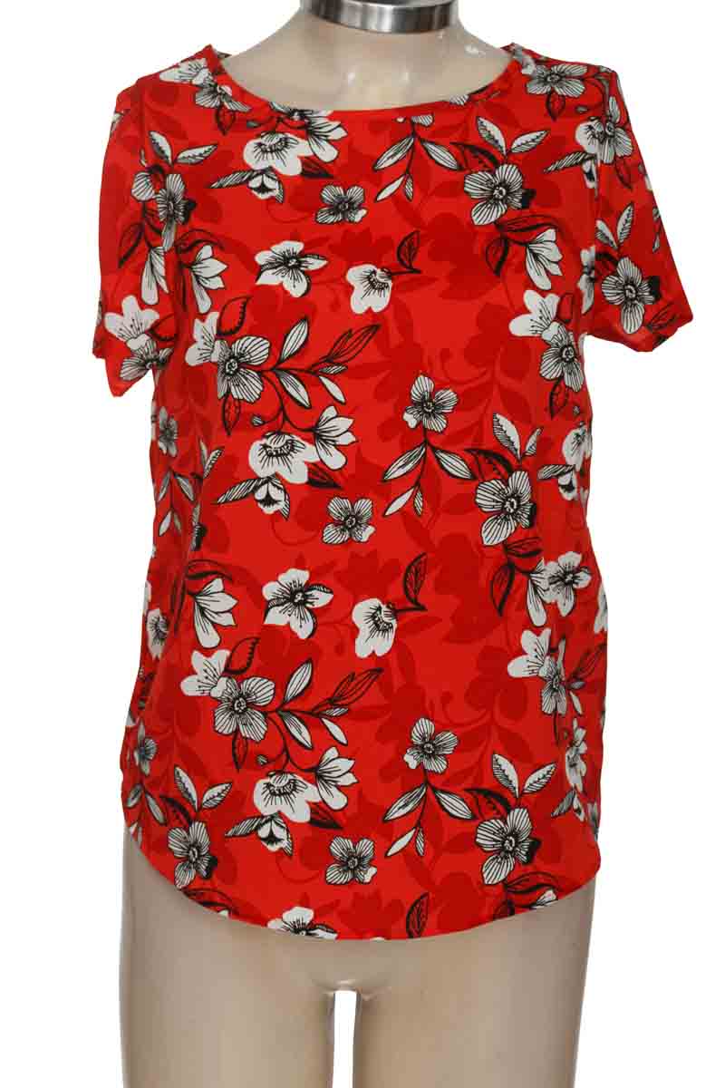 Blusa color Rojo - Arkitect