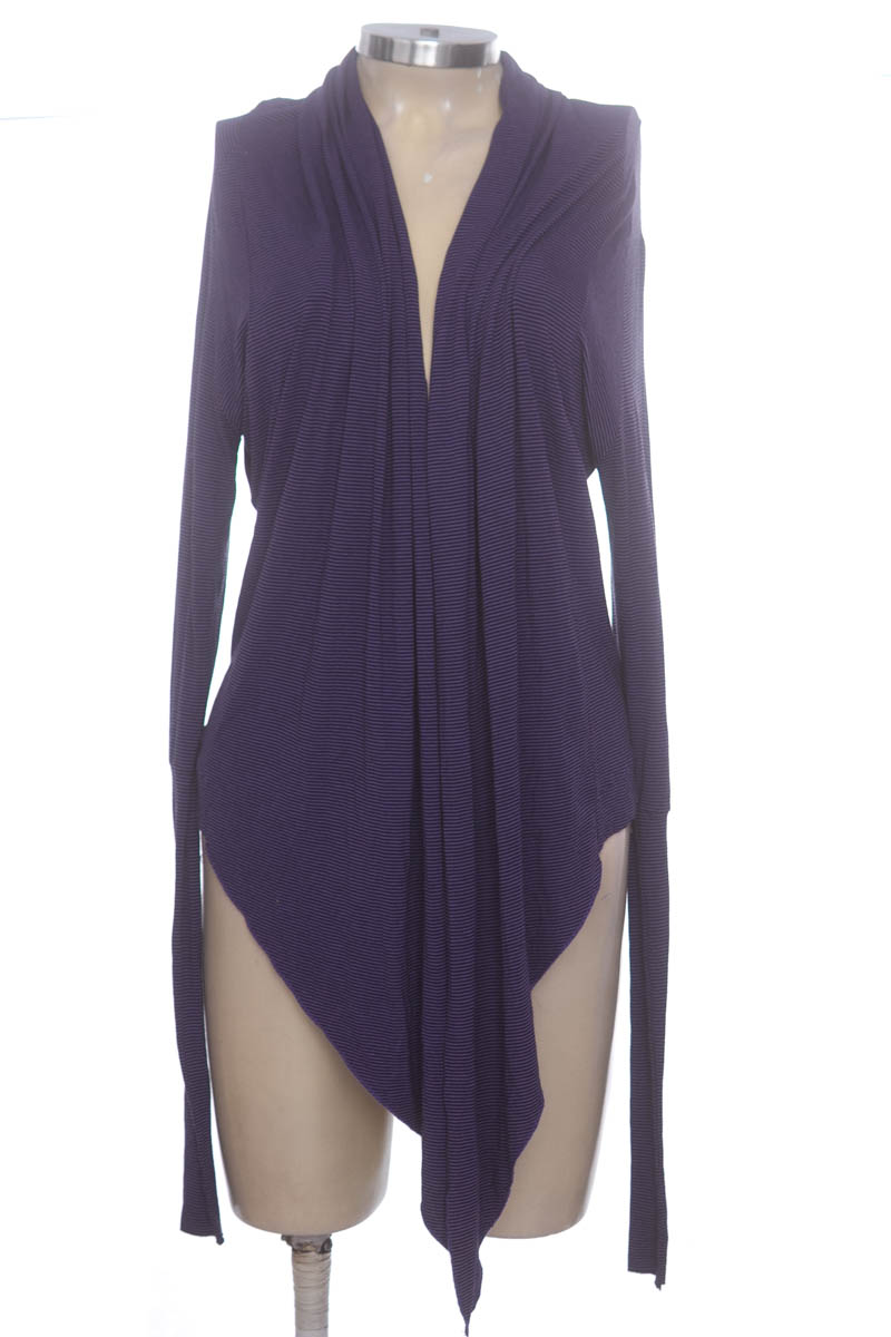 Sweater color Morado - Zara