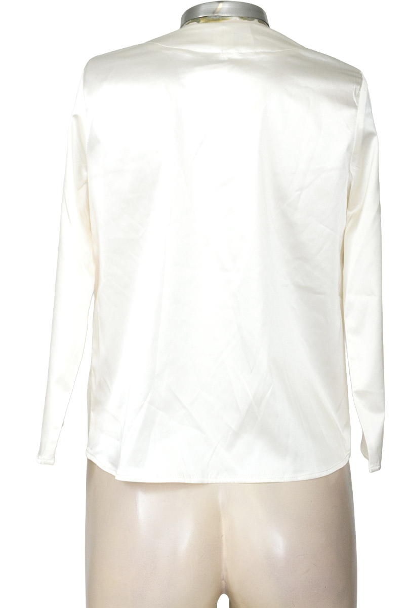 Blusa color Beige - Closeando
