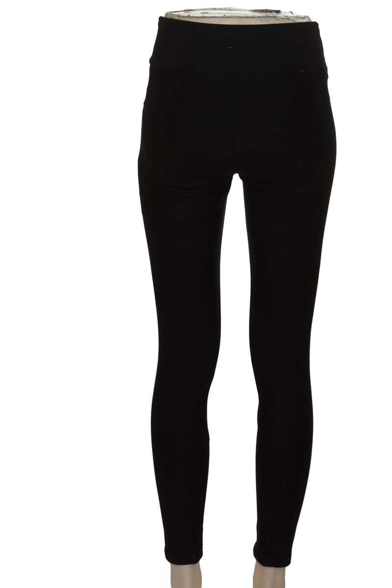 Pantalones color Negro - Closeando