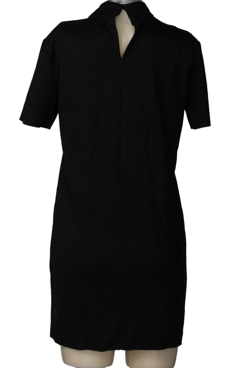 Vestido / Enterizo color Negro - Zara