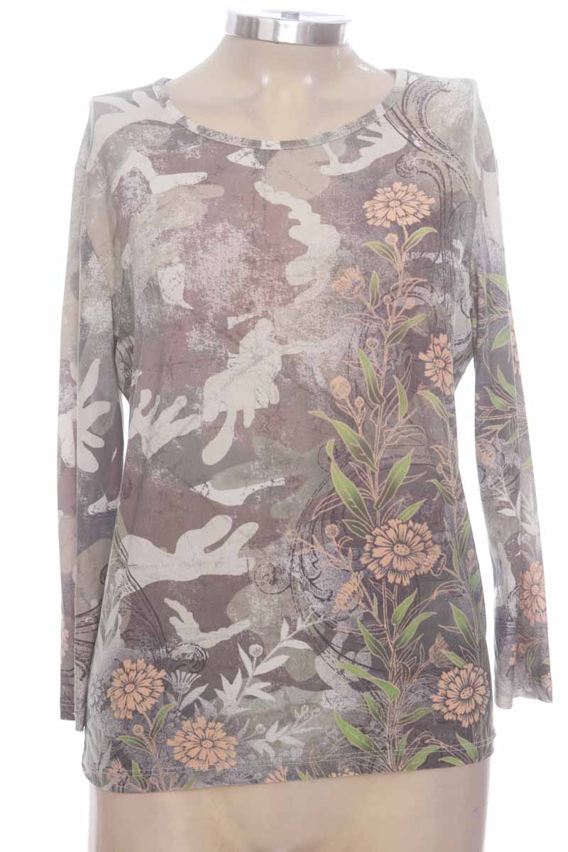 Top / Camiseta color Gris - Caia