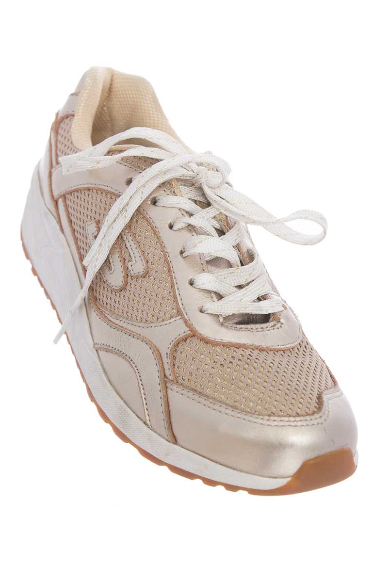 Zapatos color Dorado - Skechers