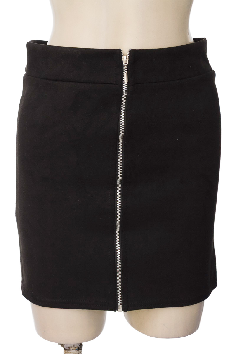 Falda color Negro - Closeando