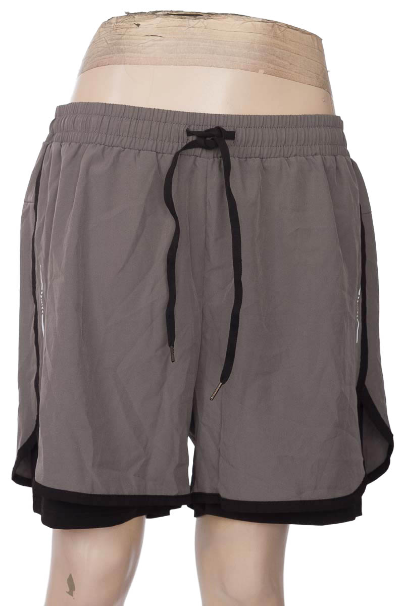 Ropa Deportiva color Gris - Manfinity