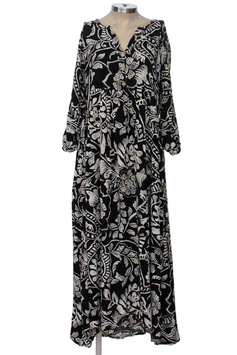 Vestido / Enterizo color Negro - Centrica