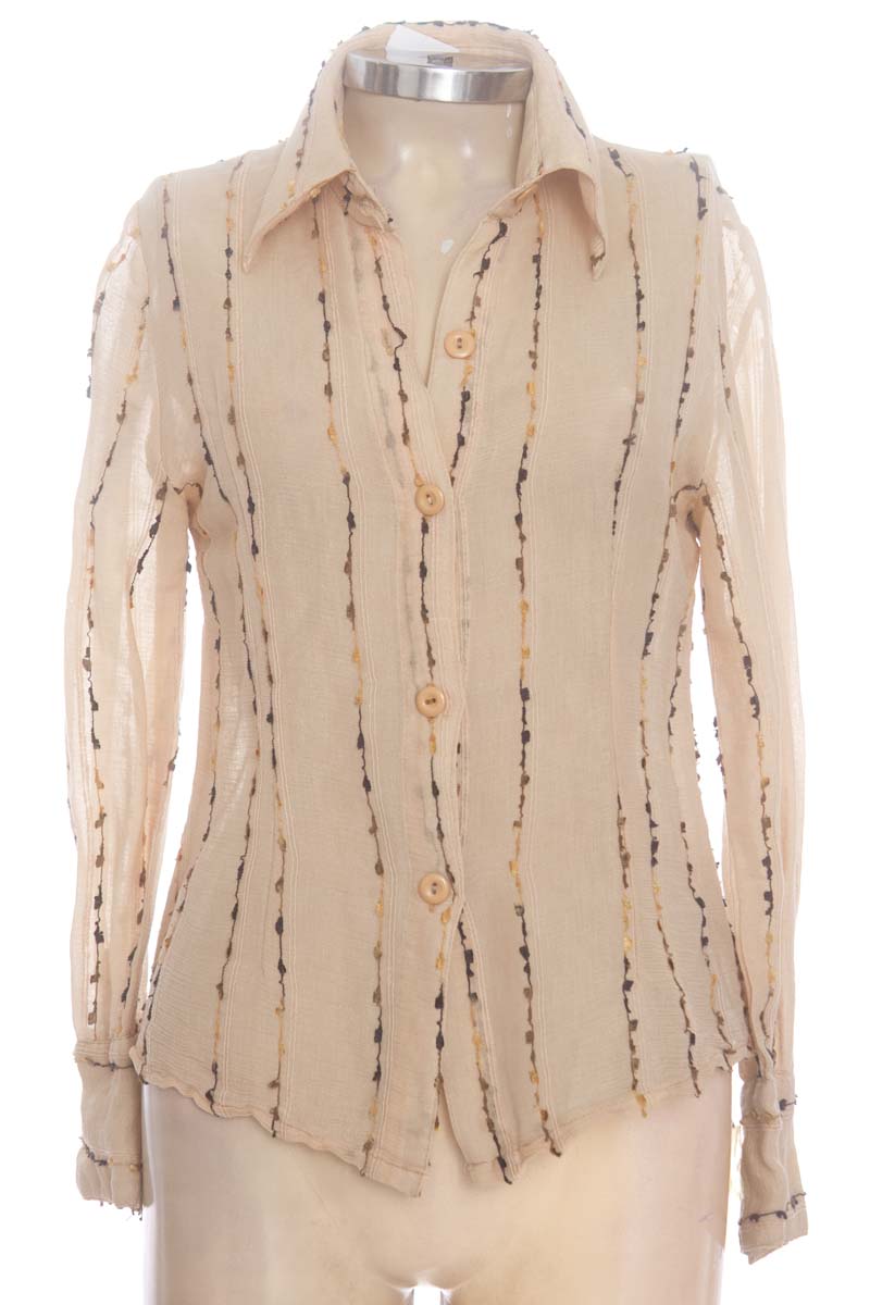 Blusa color Beige - Closeando