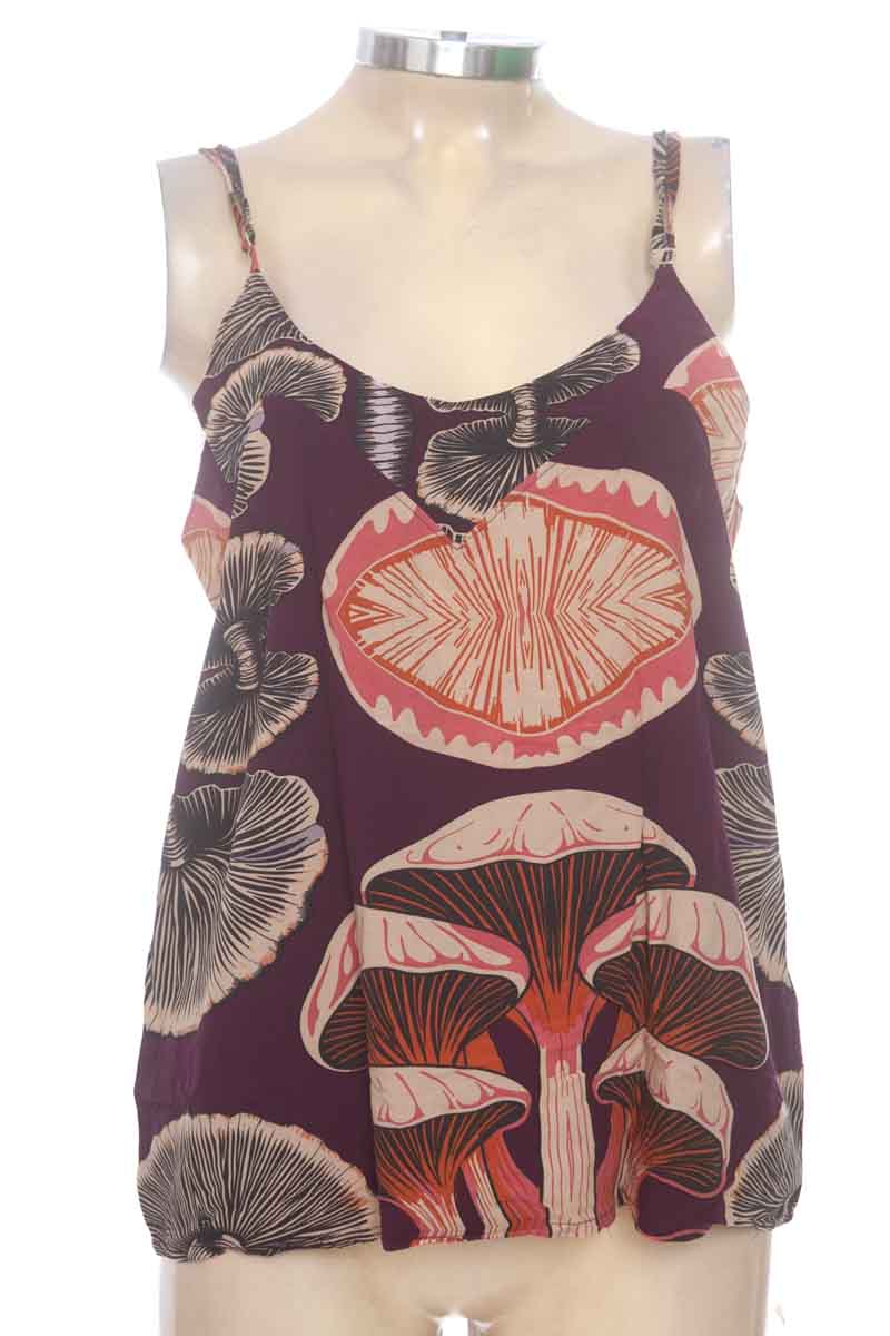 Top / Camiseta color Morado - Tennis