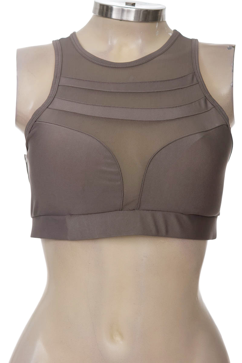 Ropa Deportiva / Salida de Baño color Gris - Closeando