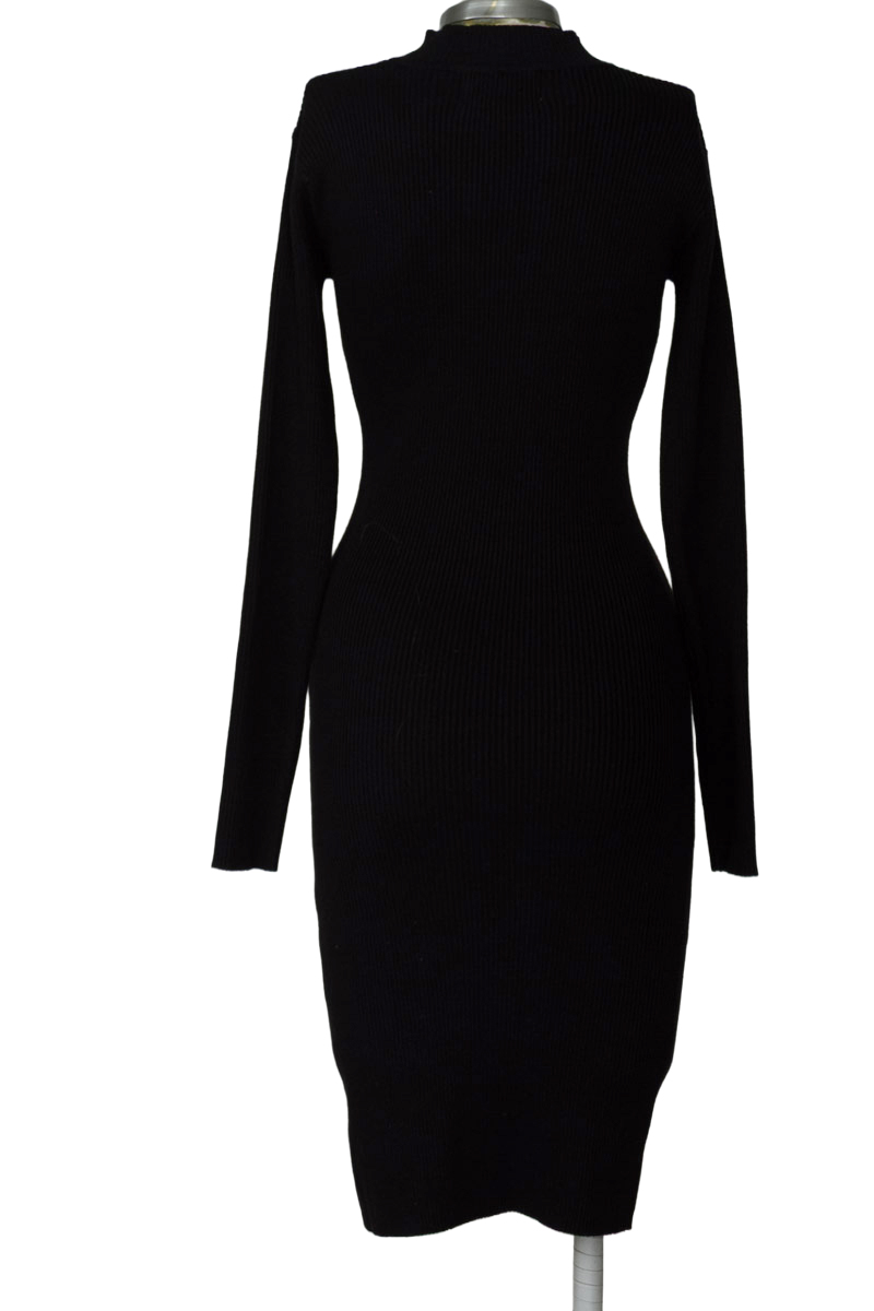 Vestido / Enterizo color Negro - J.O.A.
