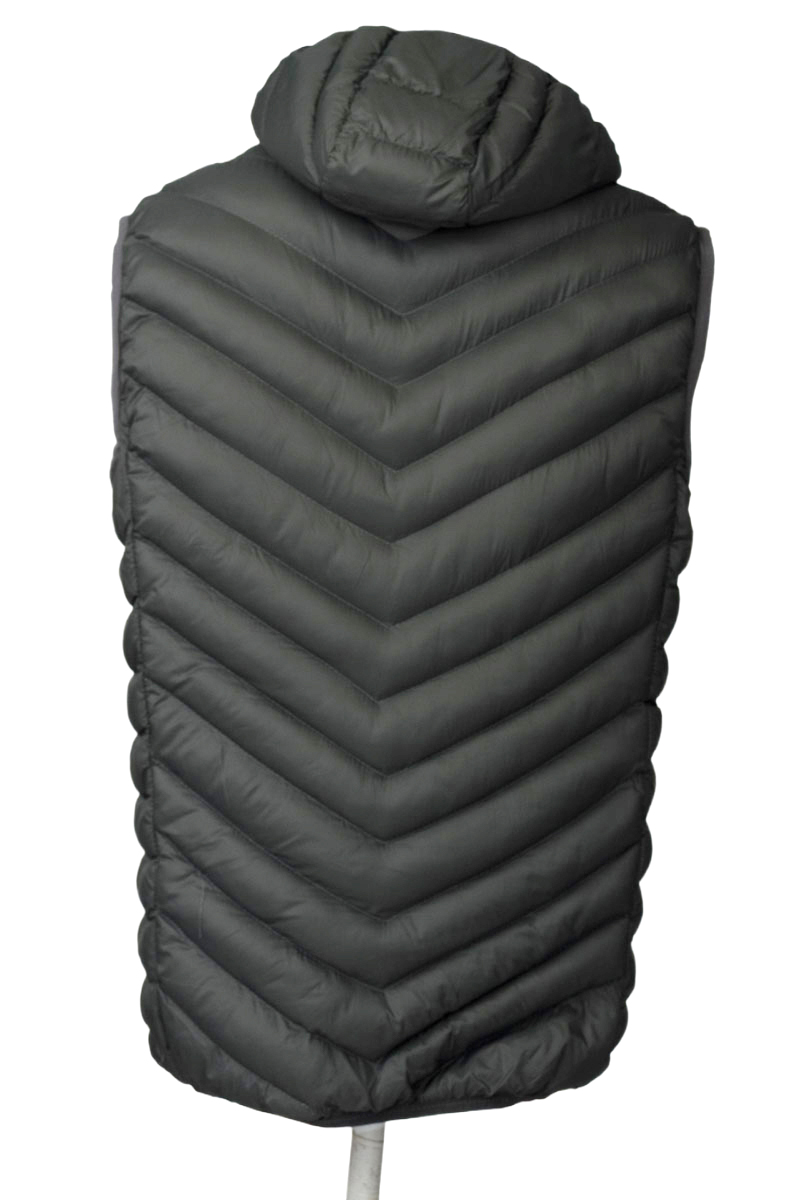 Chaqueta color Gris - Closeando