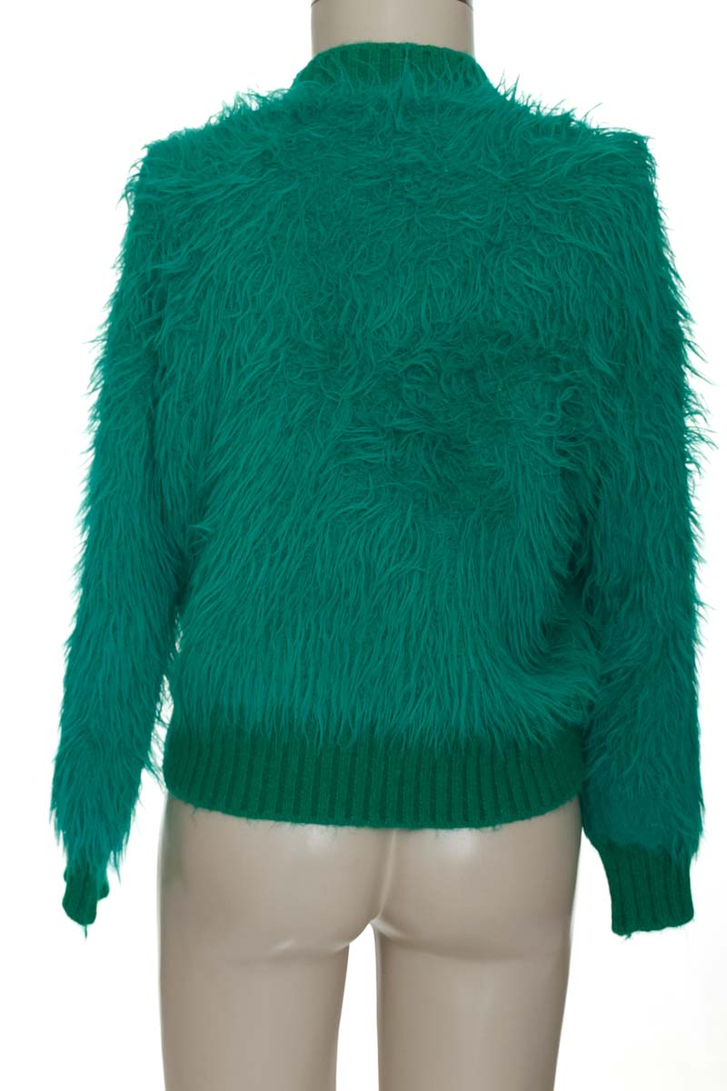 Sweater color Verde - Closeando