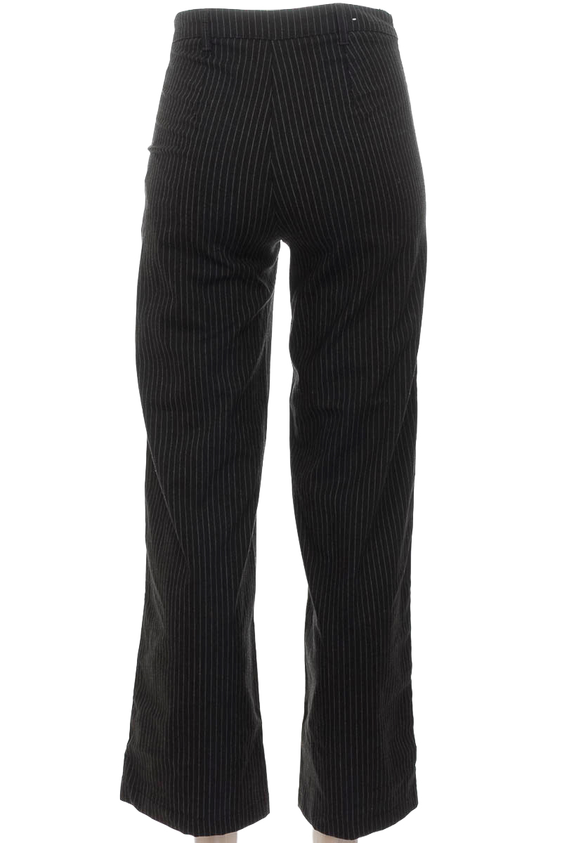 Pantalones color Negro - Bershka