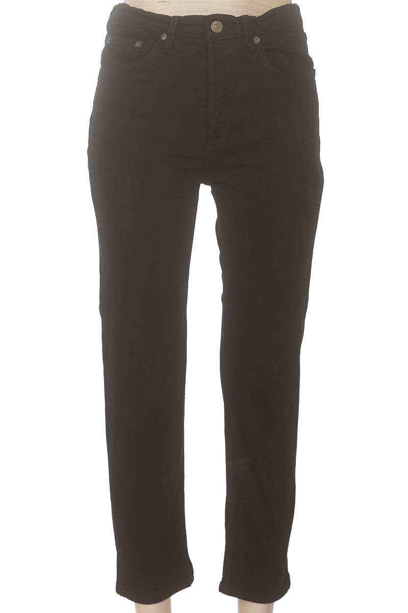 Pantalones color Negro - MNG