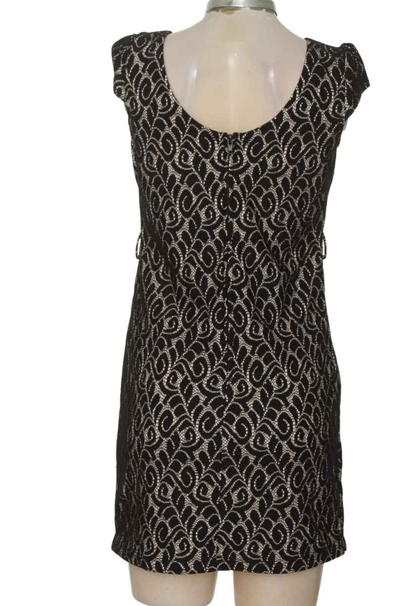 Vestido / Enterizo color Negro - Pyramide