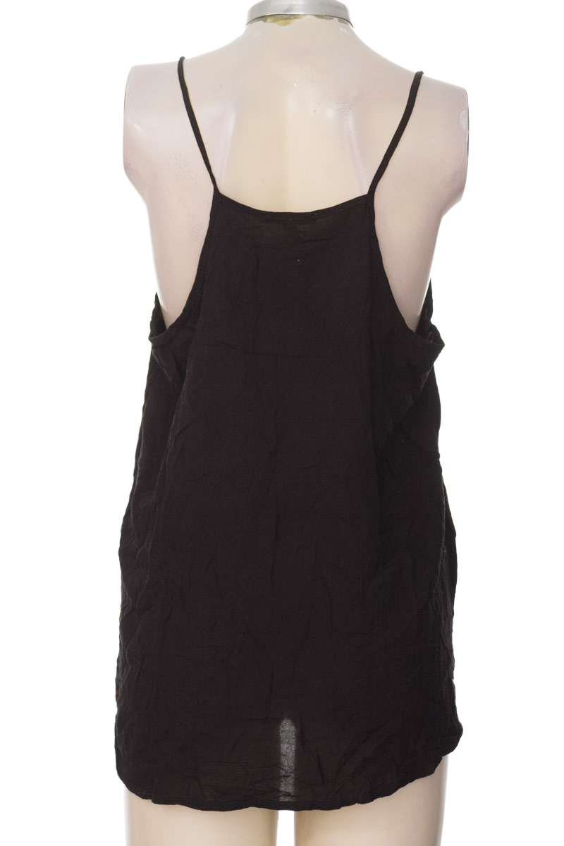 Top / Camiseta color Negro - Facol