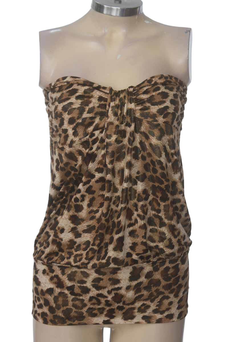 Top / Camiseta color Beige - Studio F