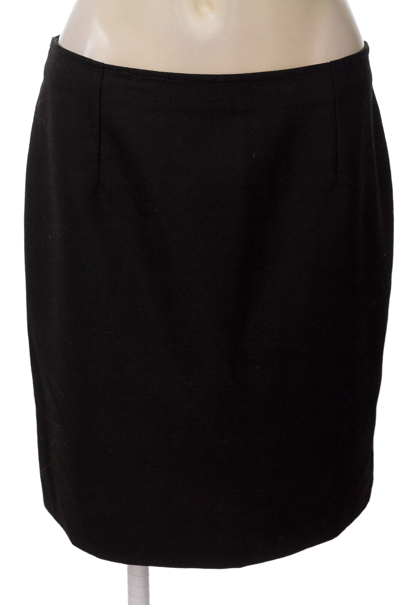 Falda color Negro - Closeando