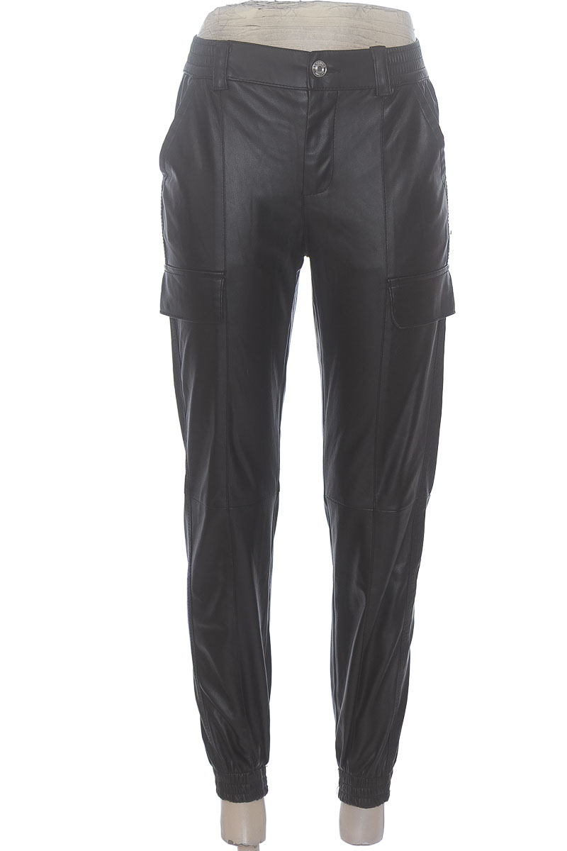 Pantalones color Negro - Bershka