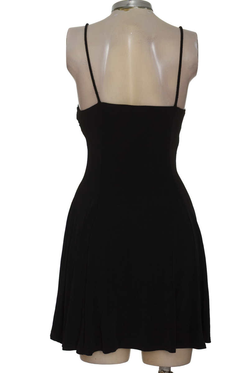 Vestido / Enterizo color Negro - Surian