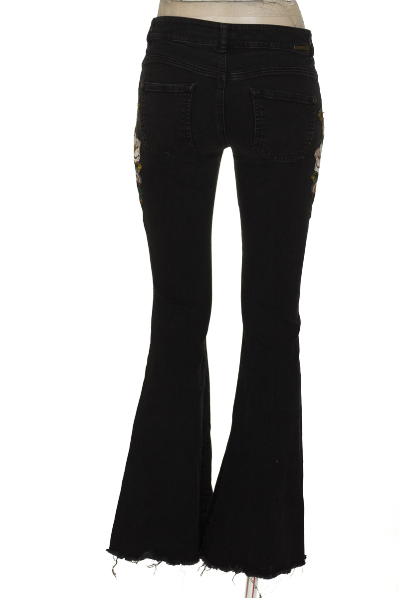 Pantalones color Negro - ELA