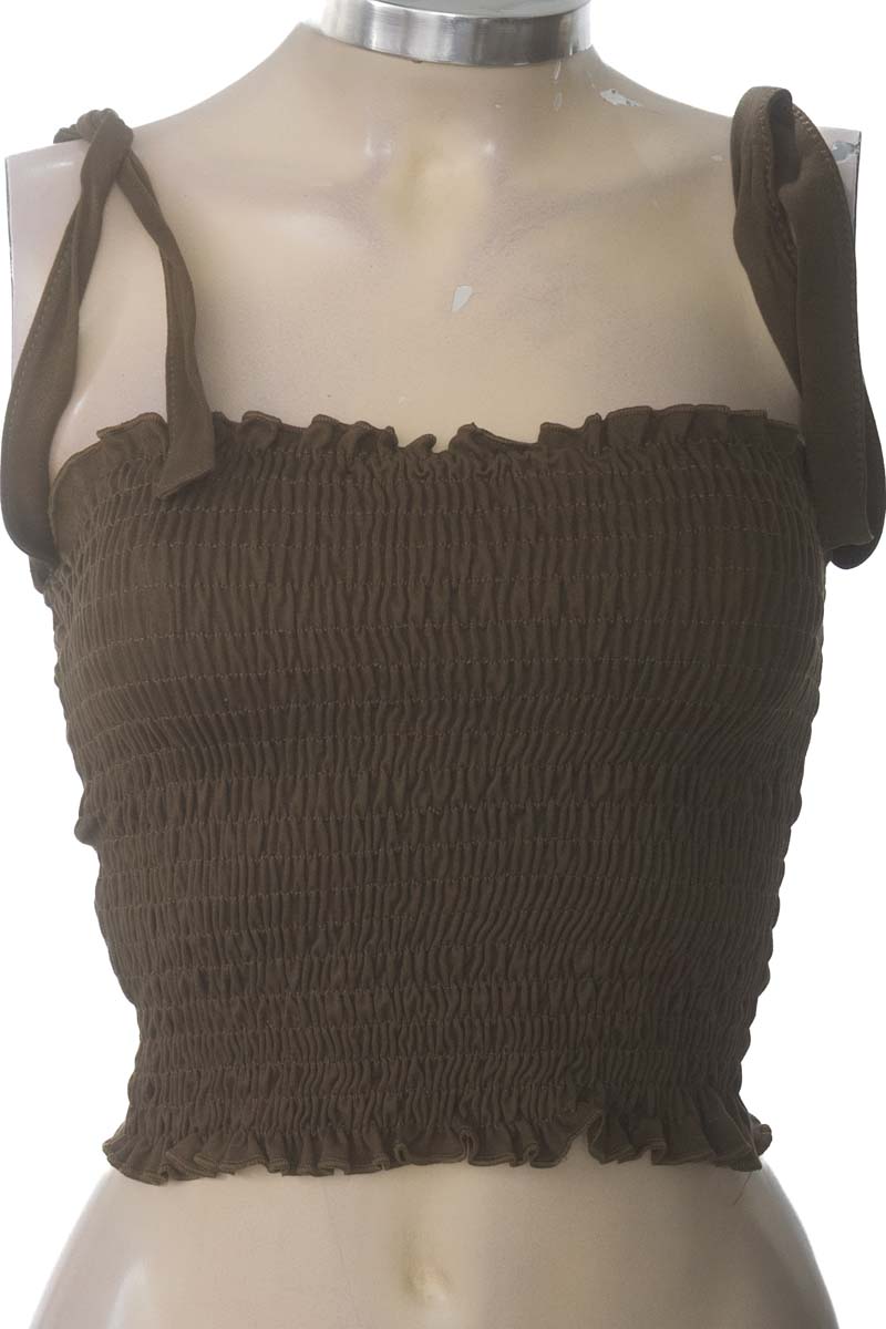 Top / Camiseta color Verde - Azzorti