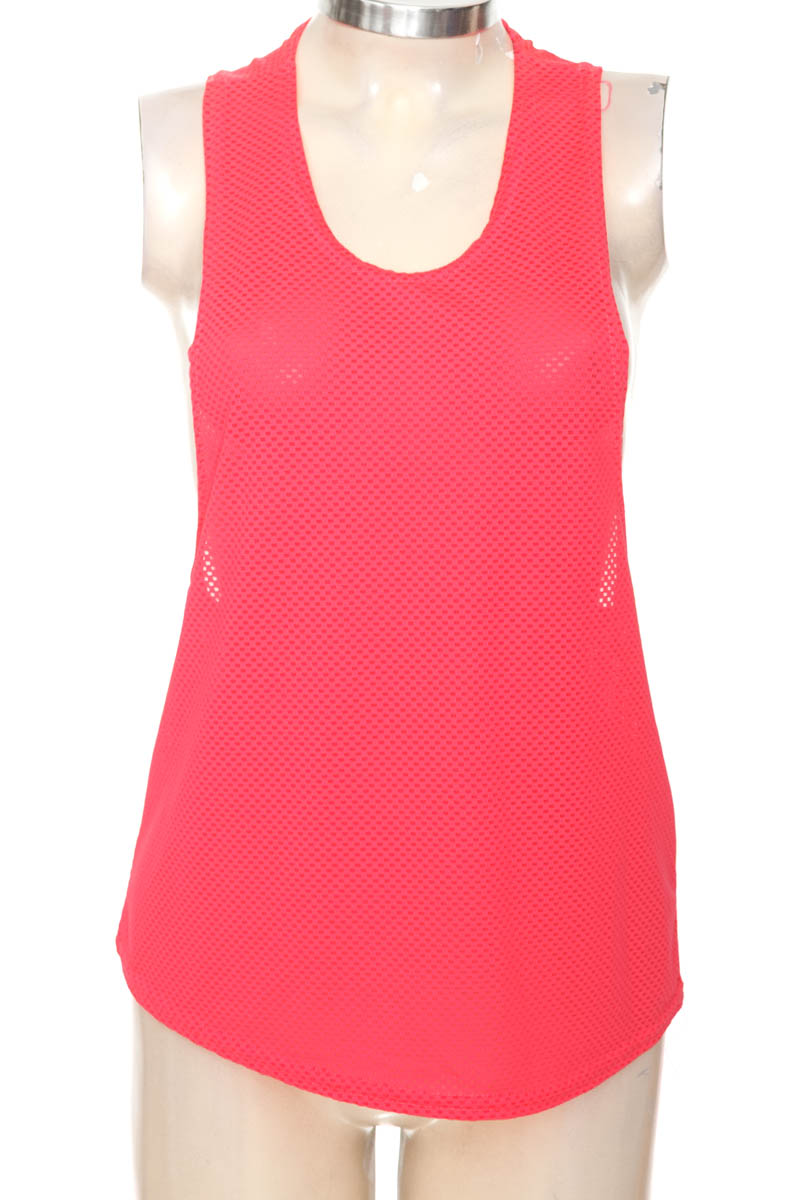 Ropa Deportiva / Salida de Baño color Fucsia - Closeando