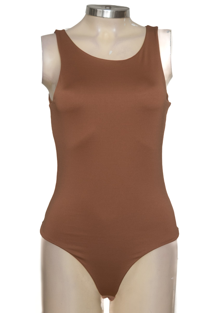 Top / Camiseta color Beige - One4Vice