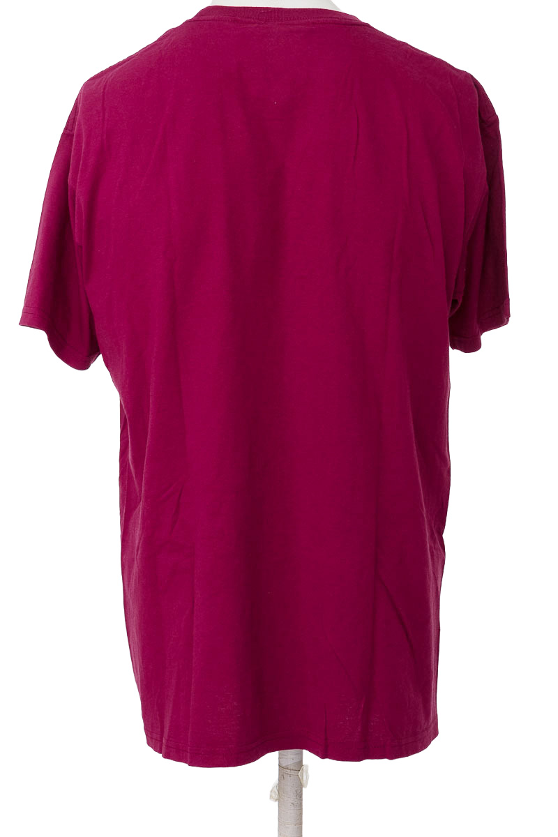 Camiseta color Vinotinto - Closeando