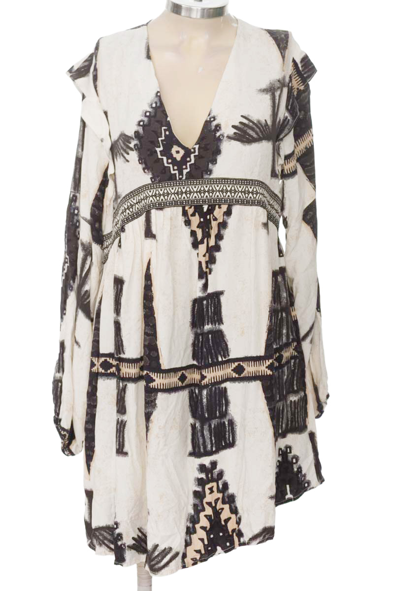 Vestido / Enterizo color Estampado - Tennis